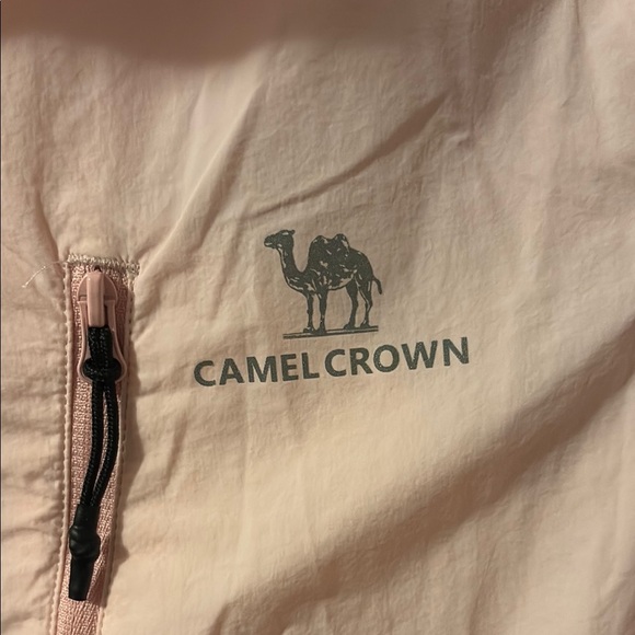 Camel Crown light pink hooded jacket - Picture 2 of 6